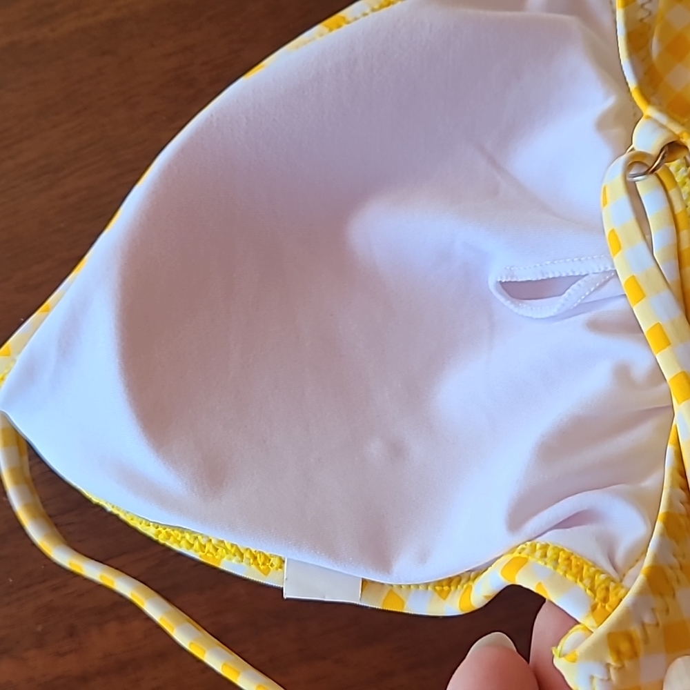 Cupshe Yellow Ruffle Bikini - Picture 5 of 11